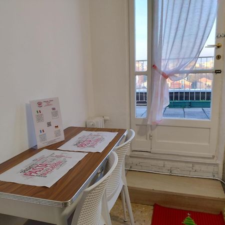 La Terrazza Su Monza Casa Vacanze Bagian luar foto