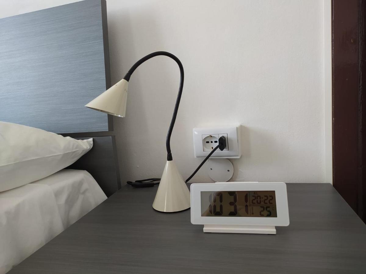 La Terrazza Su Monza Casa Vacanze Bagian luar foto