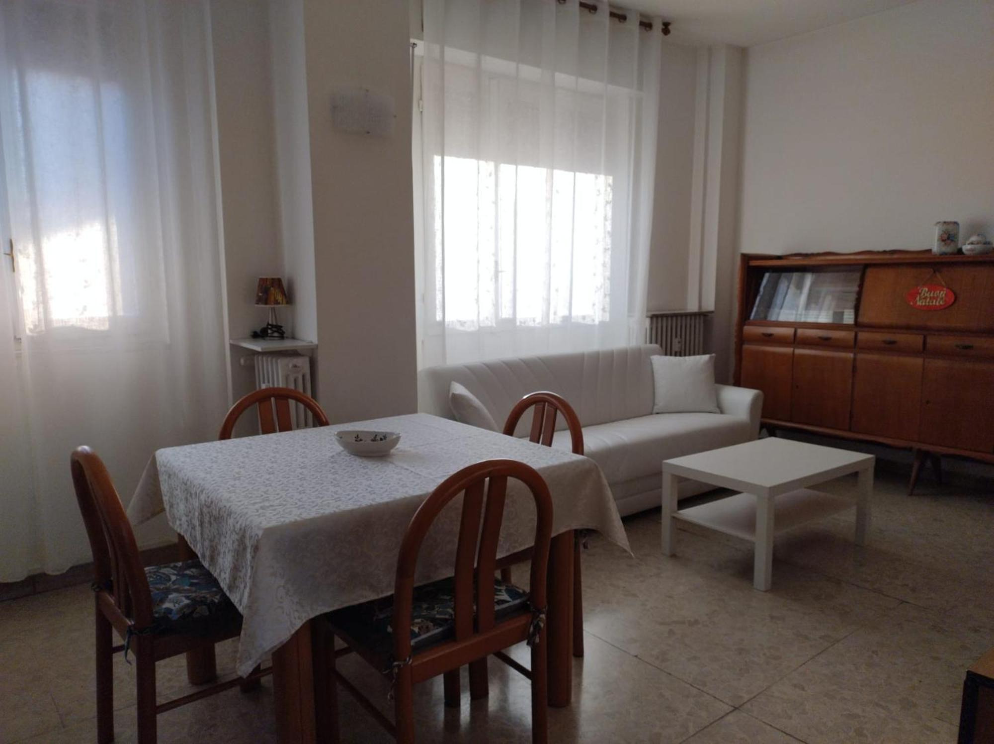 La Terrazza Su Monza Casa Vacanze Bagian luar foto